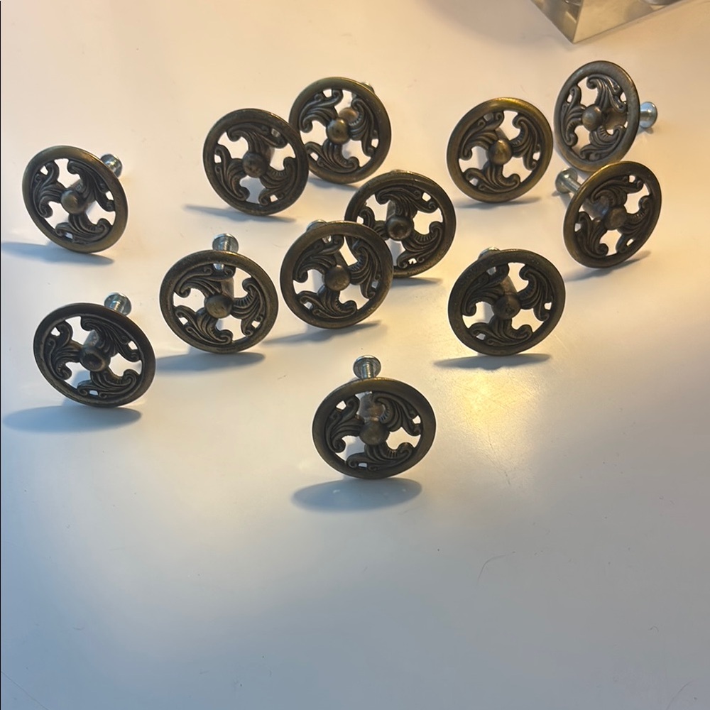 Set of Decorative Metal Drawer Knobs